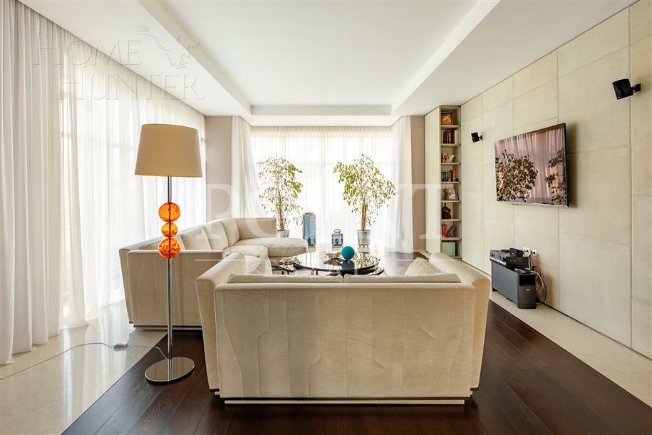 2-этажный коттедж 438 м² с отделкой