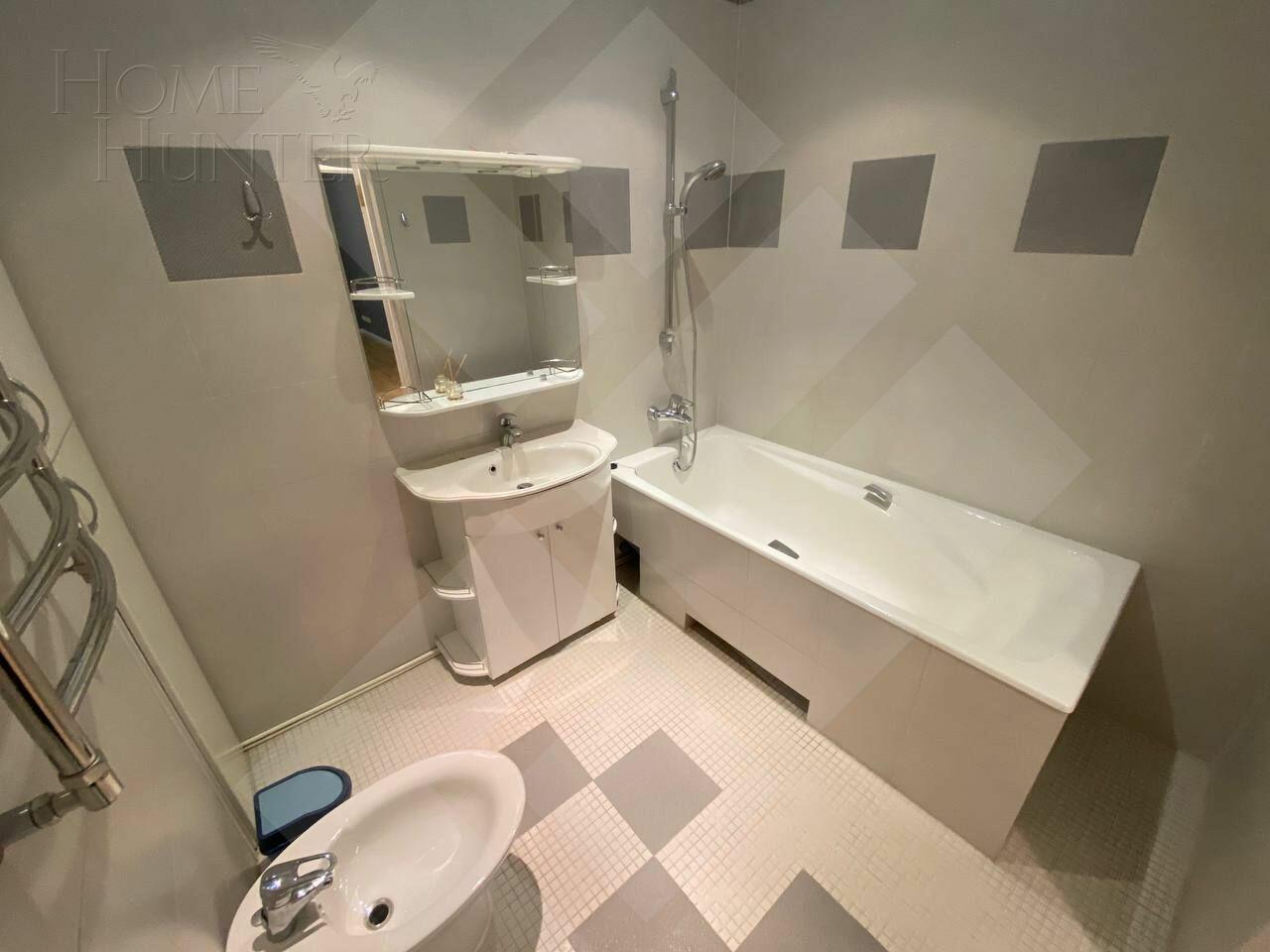 5-КОМН. КВАРТИРА С ОТДЕЛКОЙ 150 М² НА 17 ЭТАЖЕ