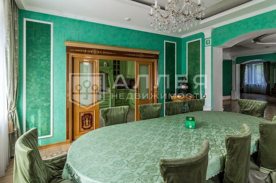 3-этажный коттедж 860 м² с отделкой