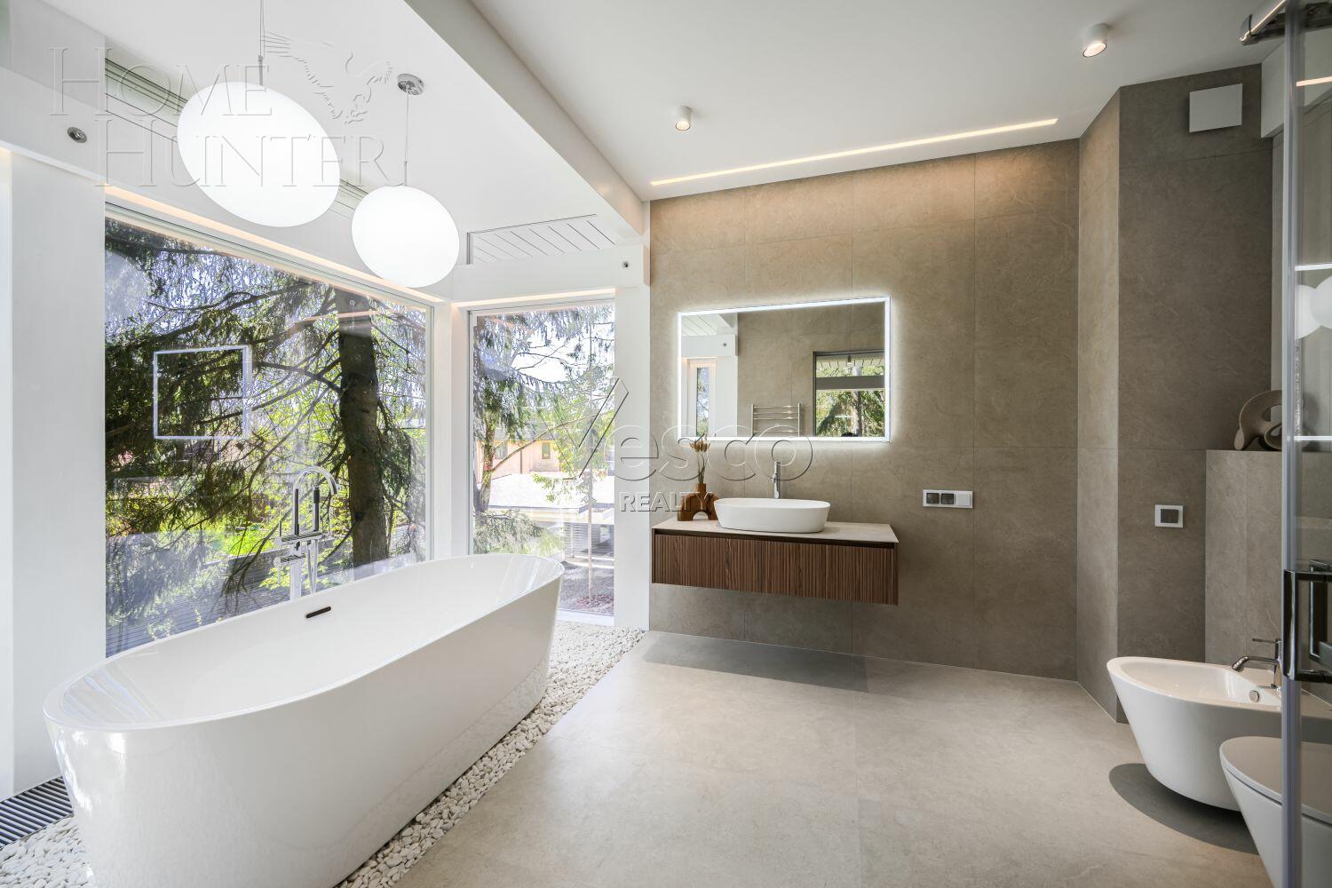 2-этажный коттедж 294 м² с отделкой