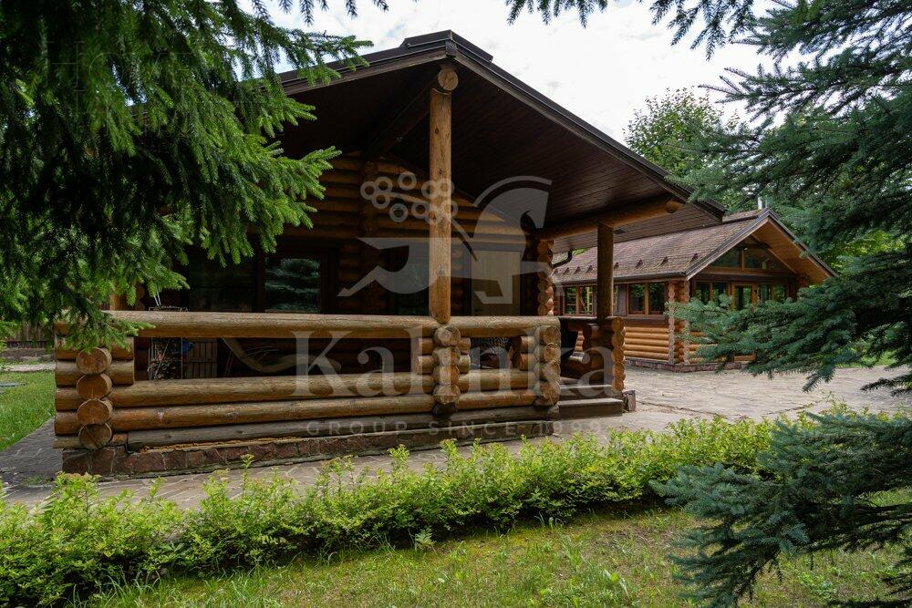 3-этажный коттедж 550 м² с отделкой