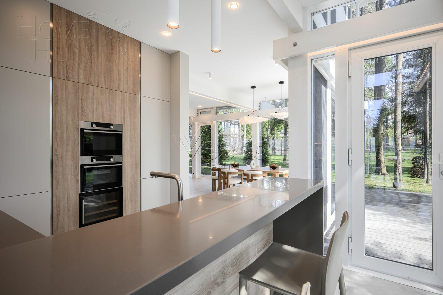 2-этажный коттедж 294 м² с отделкой