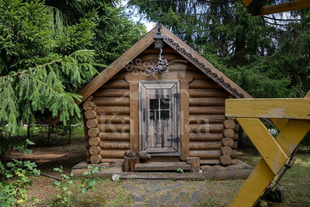3-этажный коттедж 550 м² с отделкой