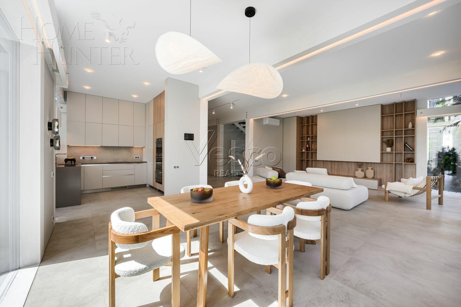 2-этажный коттедж 294 м² с отделкой