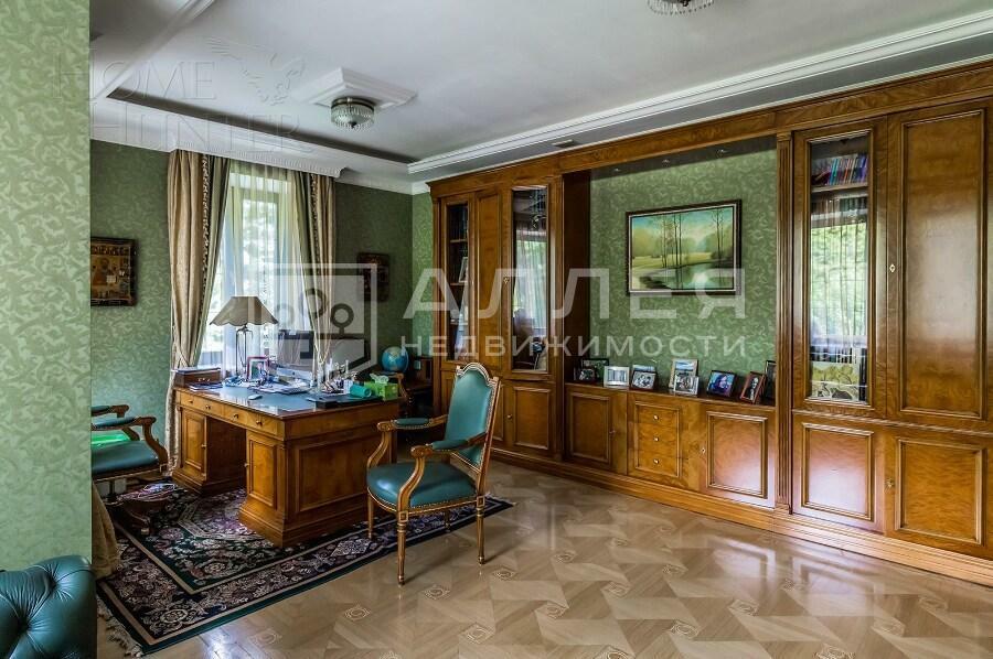 3-этажный коттедж 860 м² с отделкой