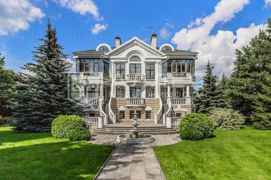 3-этажный коттедж 860 м² с отделкой