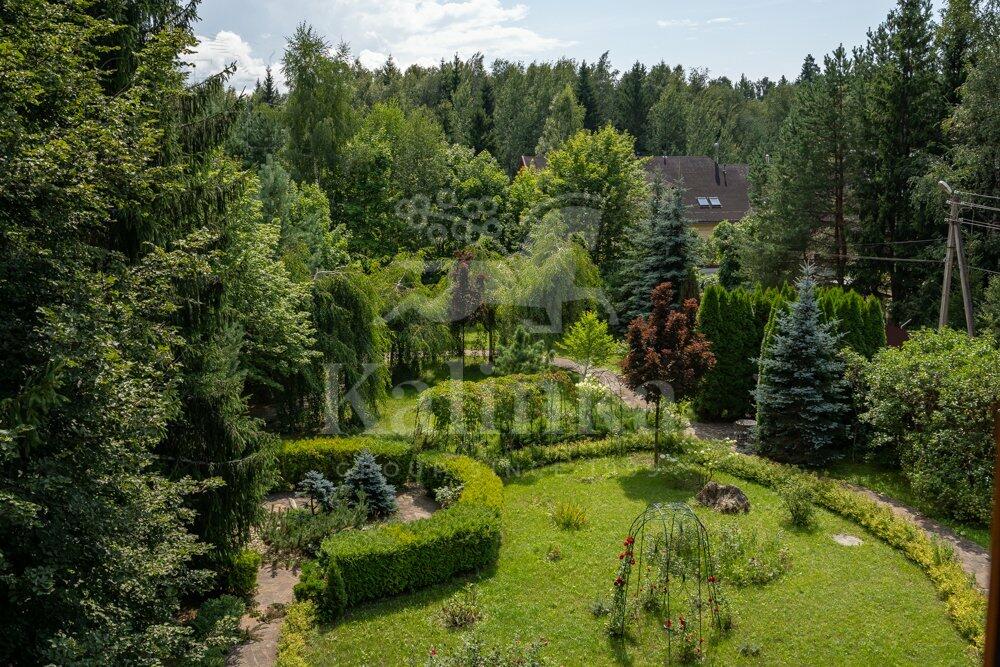 3-этажный коттедж 550 м² с отделкой