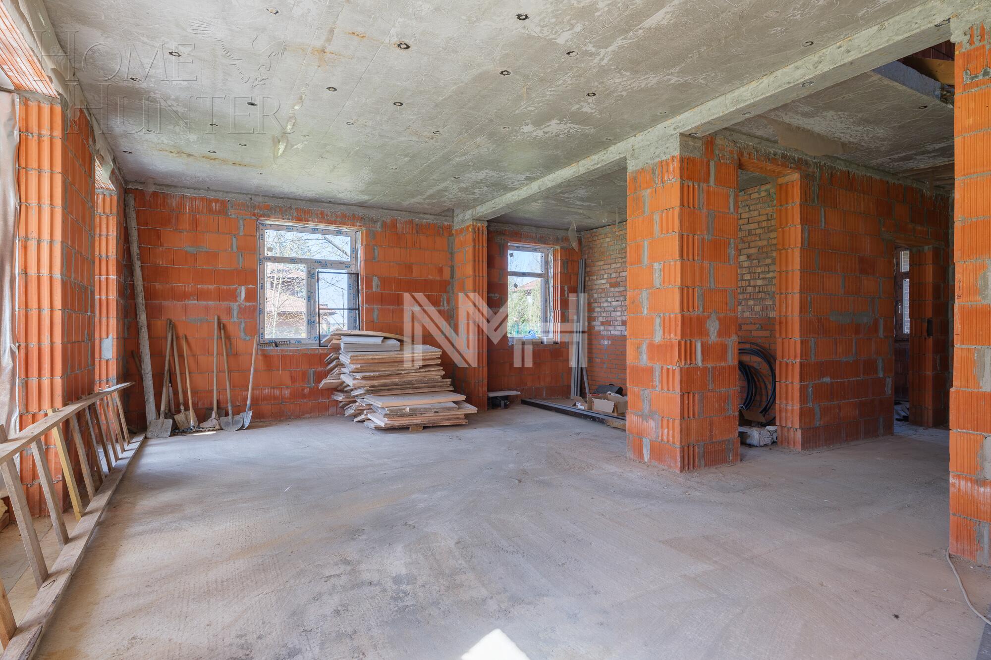 2-этажный коттедж 285 м² без отделки