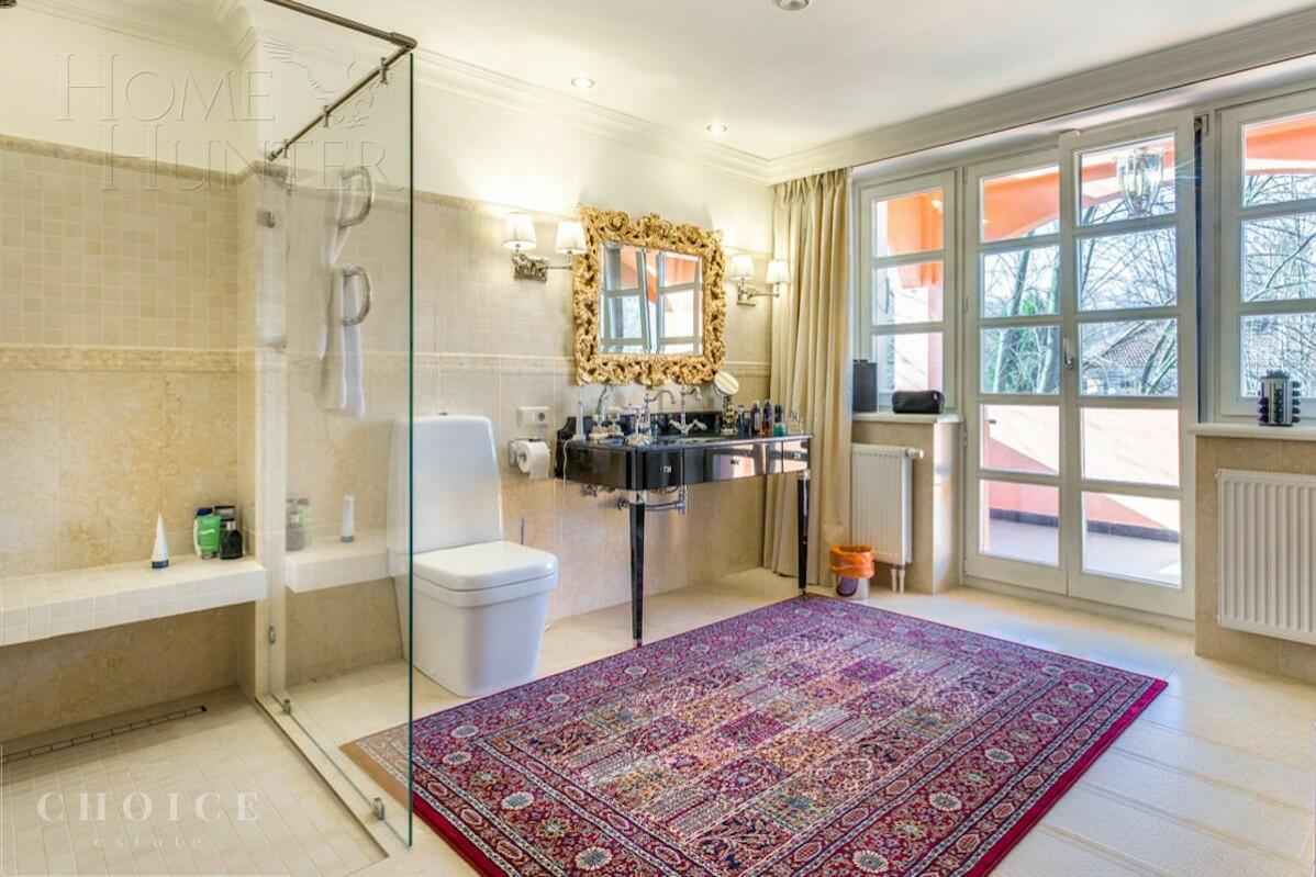 2-этажный коттедж 760 м² с отделкой