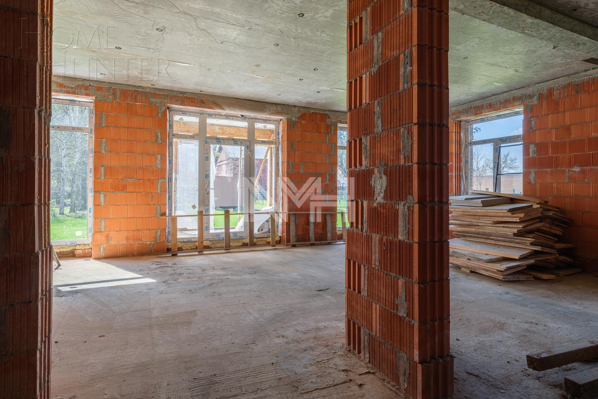 2-этажный коттедж 285 м² без отделки