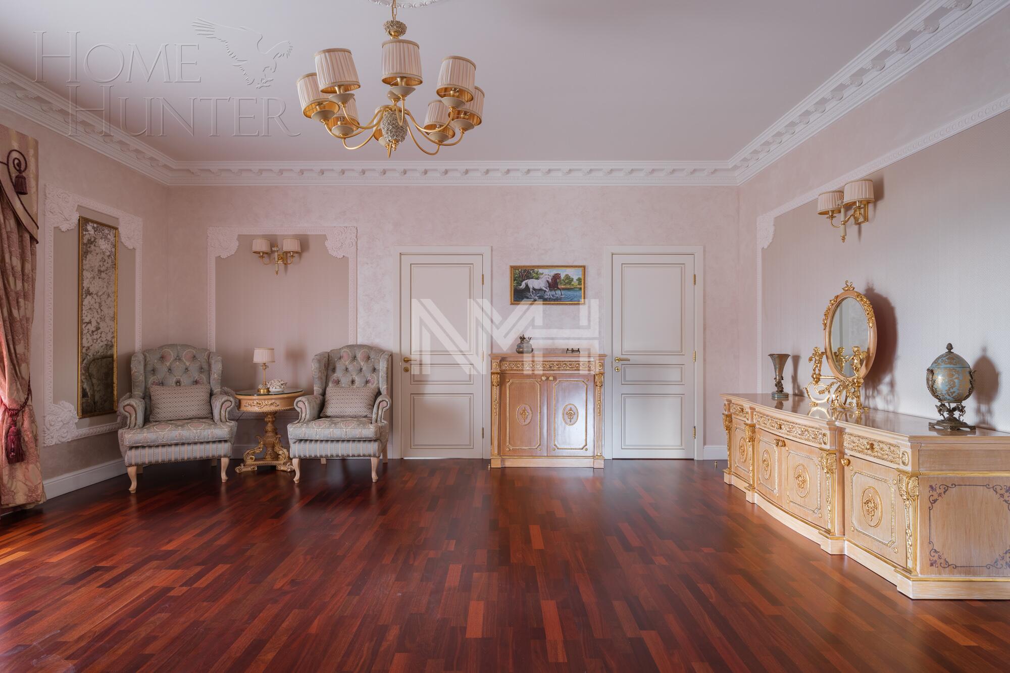 2-этажный коттедж 300 м² с отделкой