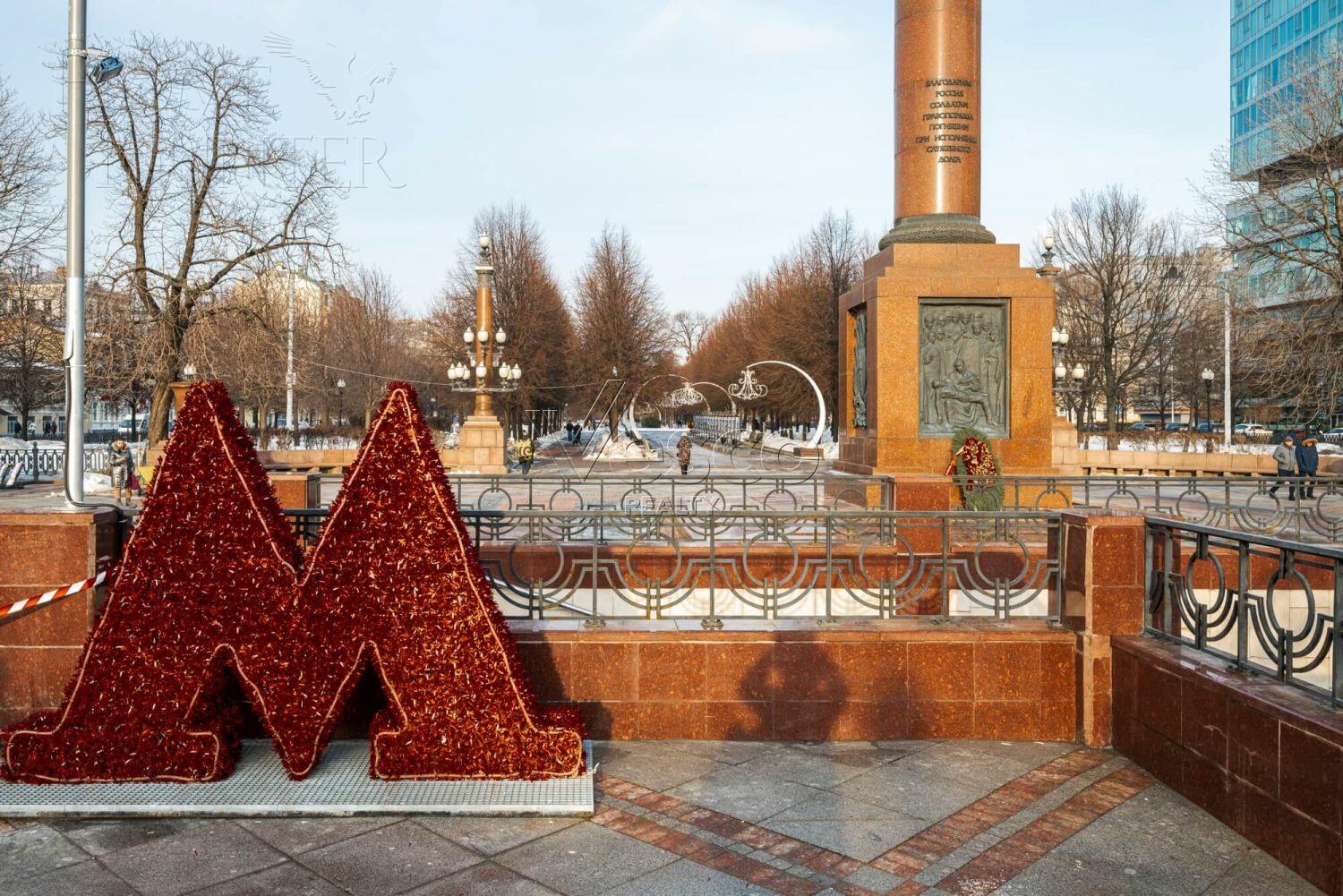 5-КОМН. КВАРТИРА С ОТДЕЛКОЙ 300 М² НА 7 ЭТАЖЕ