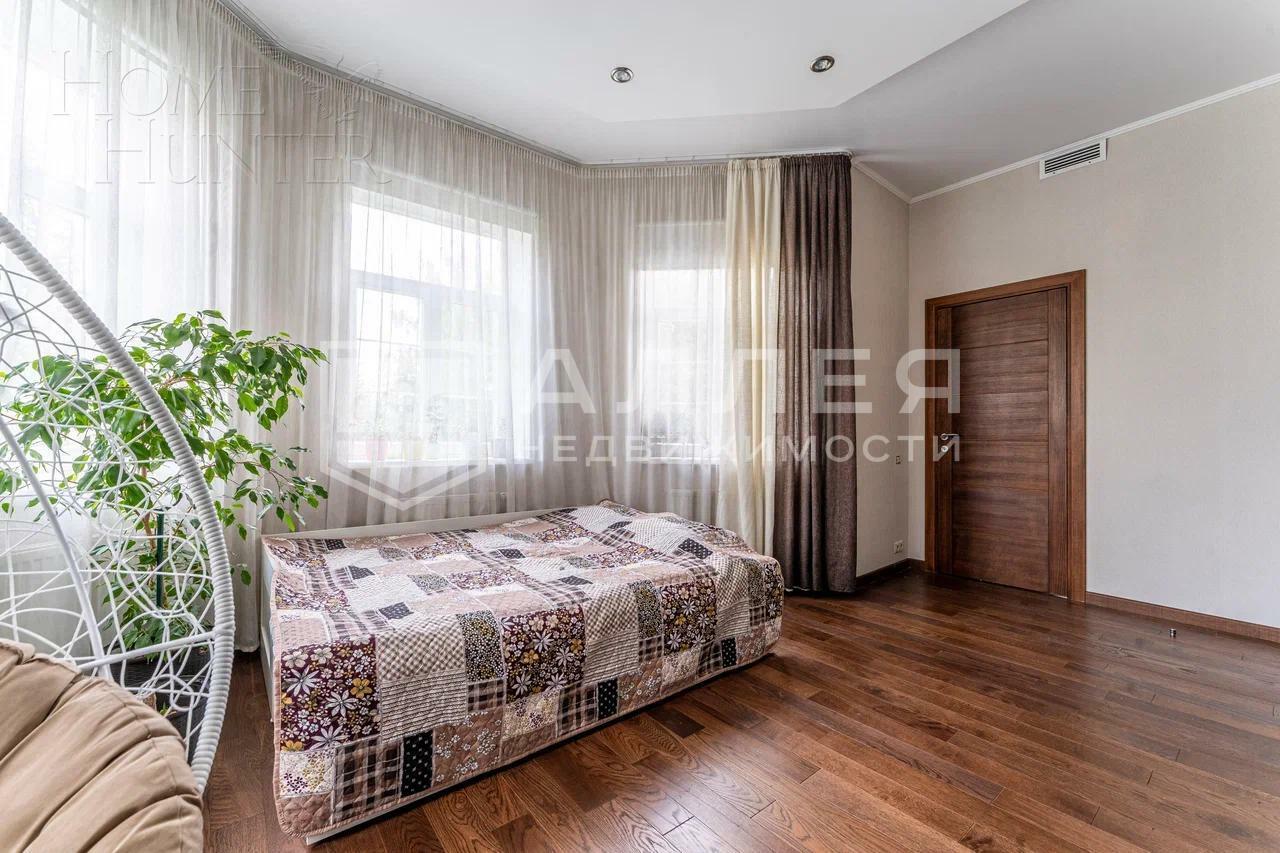 2-этажный коттедж 300 м² с отделкой