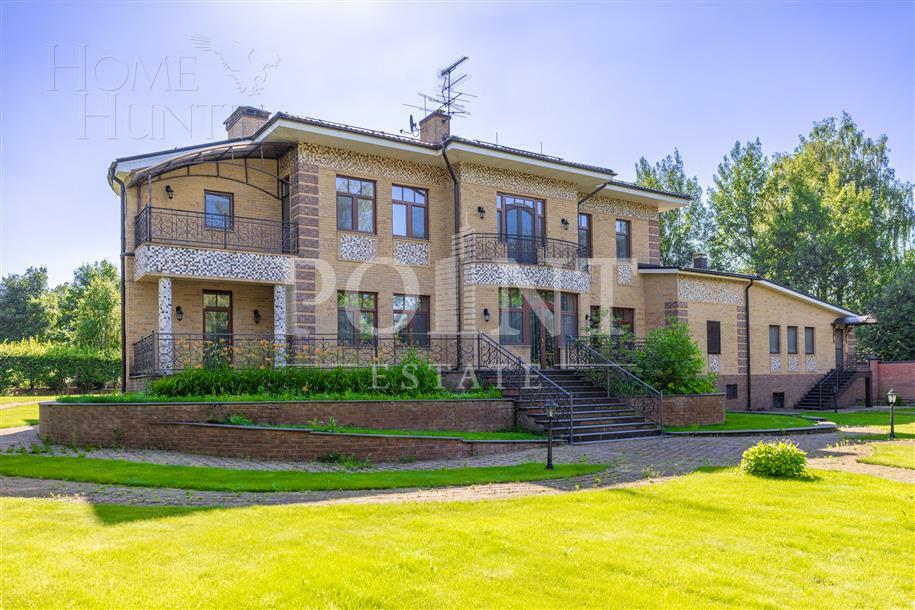 2-этажный коттедж 1 050 м² с отделкой