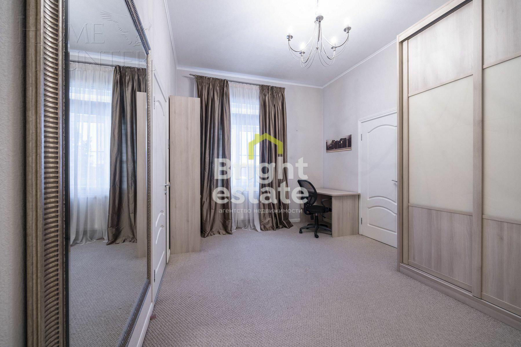 2-этажный коттедж 300 м² с отделкой