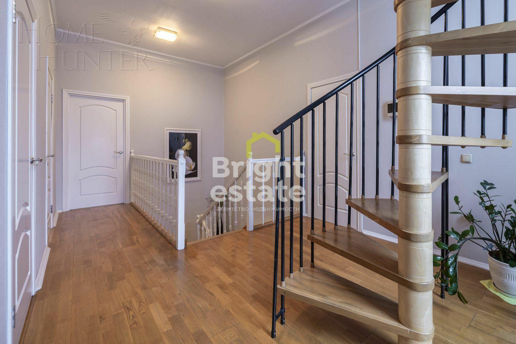 2-этажный коттедж 300 м² с отделкой