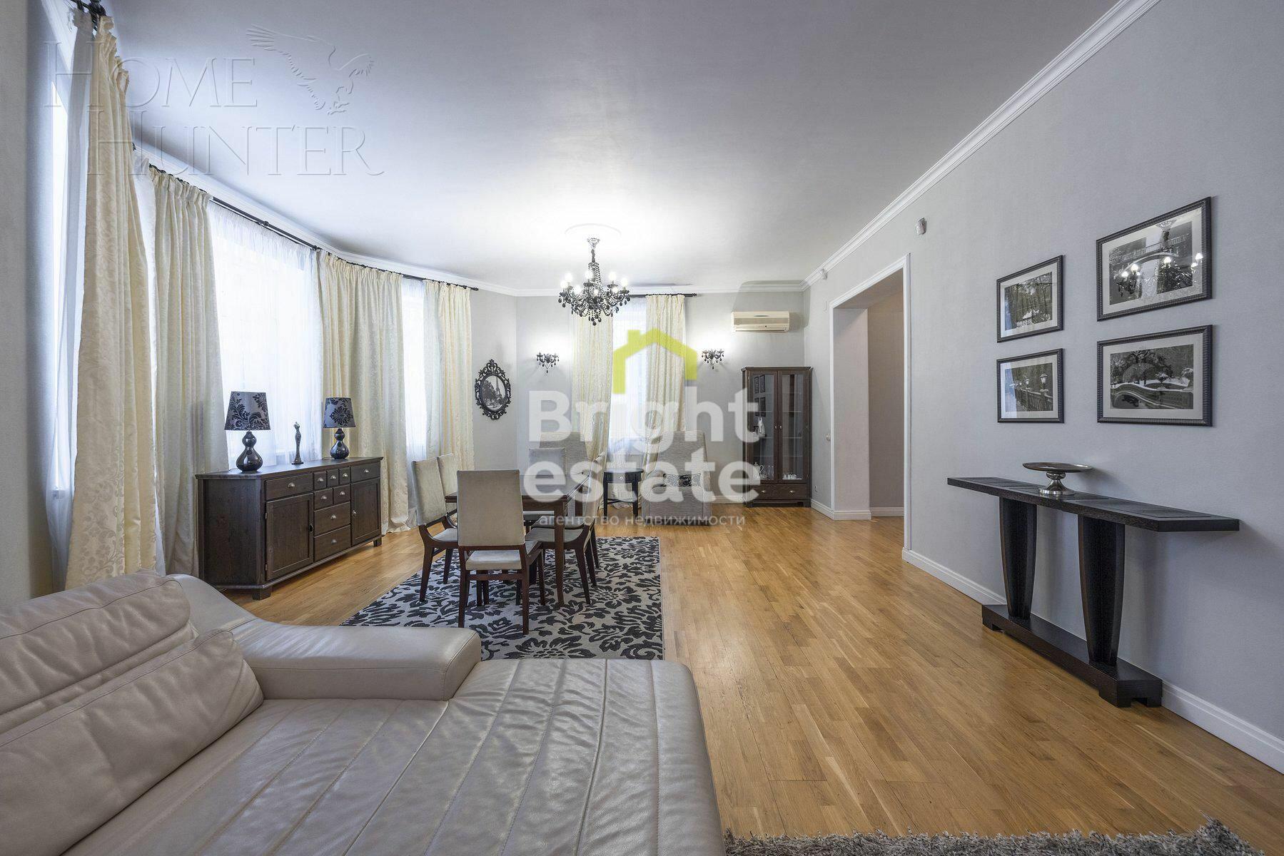 2-этажный коттедж 300 м² с отделкой