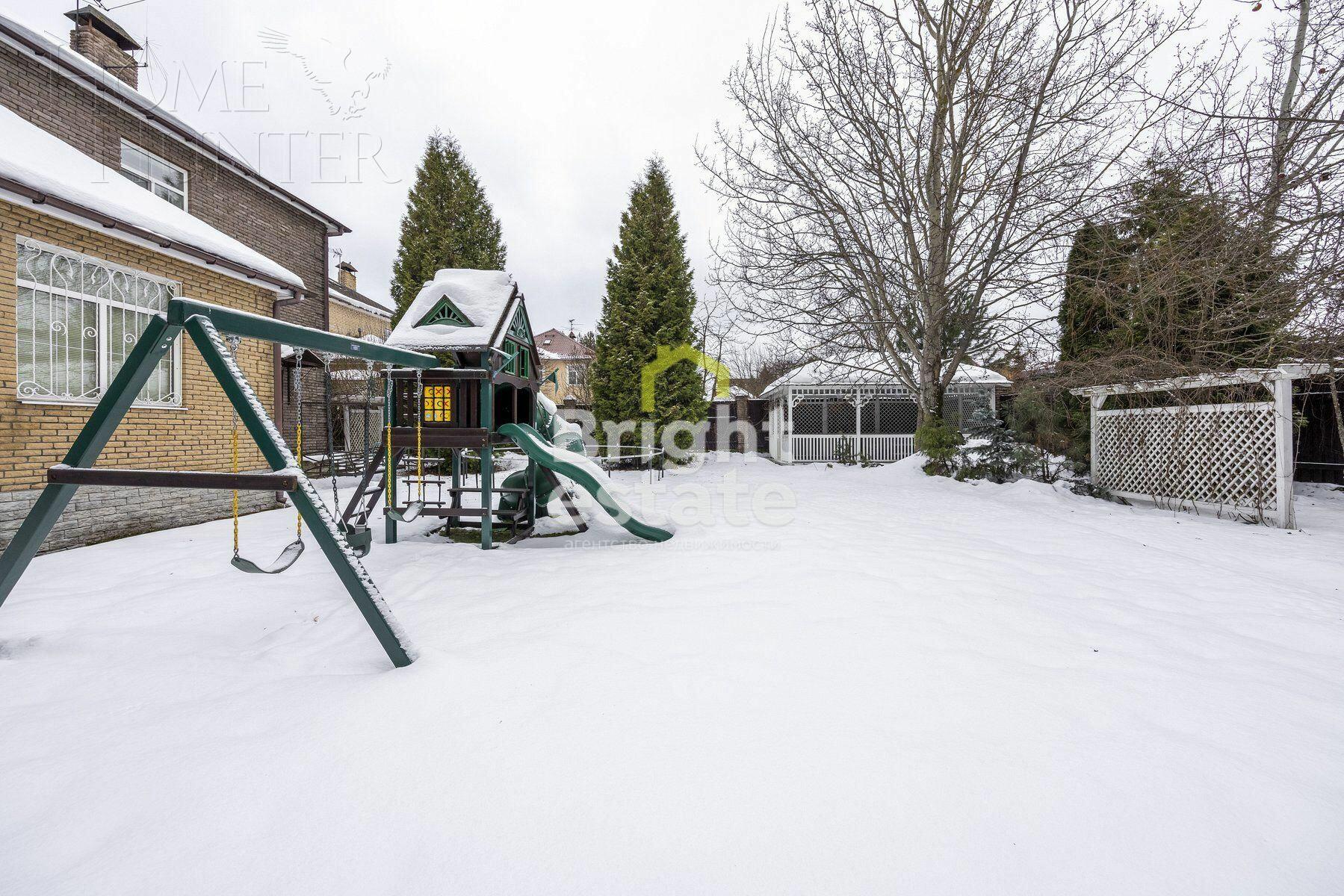 2-этажный коттедж 300 м² с отделкой