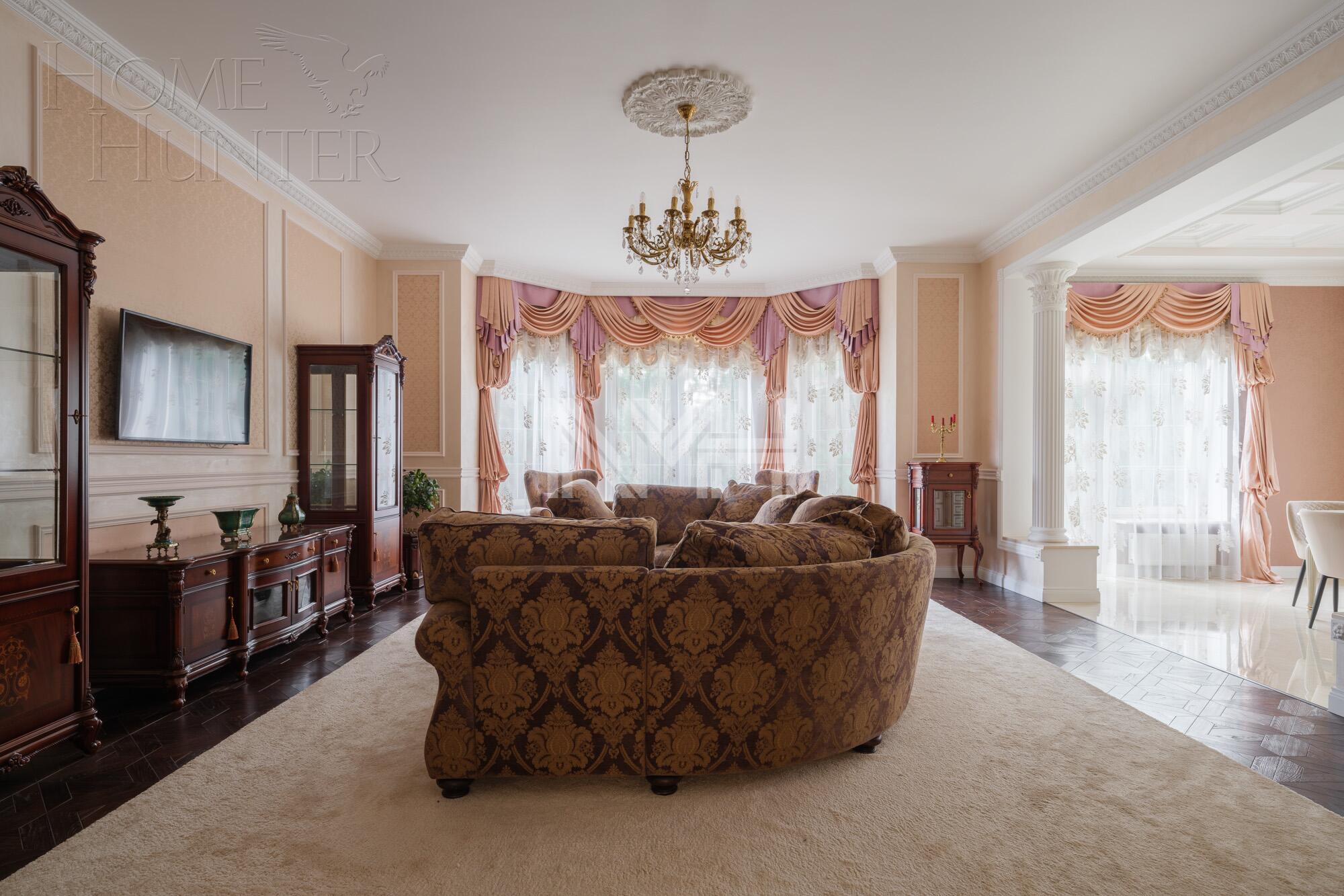 2-этажный коттедж 300 м² с отделкой