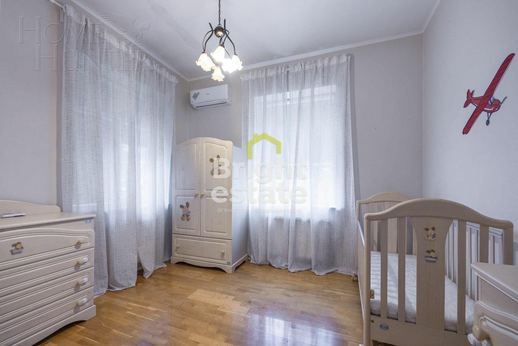 2-этажный коттедж 300 м² с отделкой