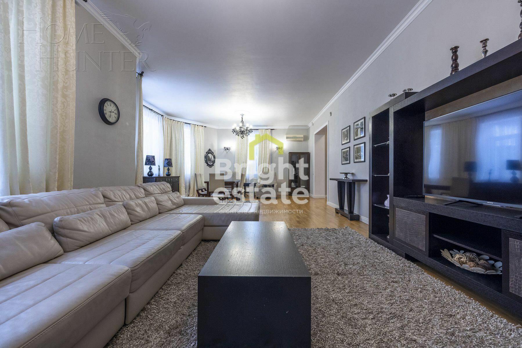 2-этажный коттедж 300 м² с отделкой