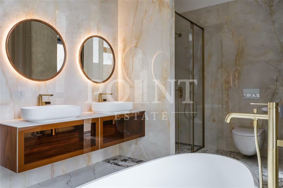 3-этажный таунхаус 310 м² с отделкой