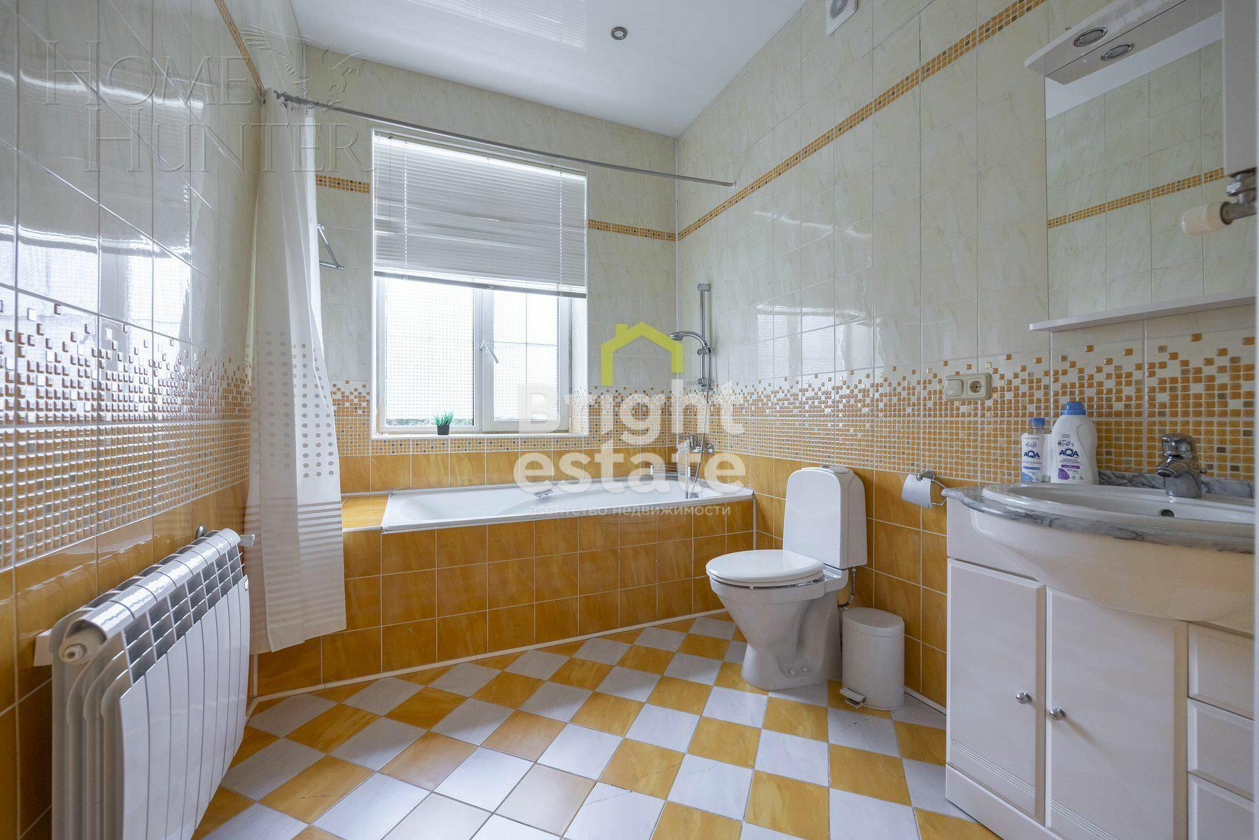 2-этажный коттедж 300 м² с отделкой