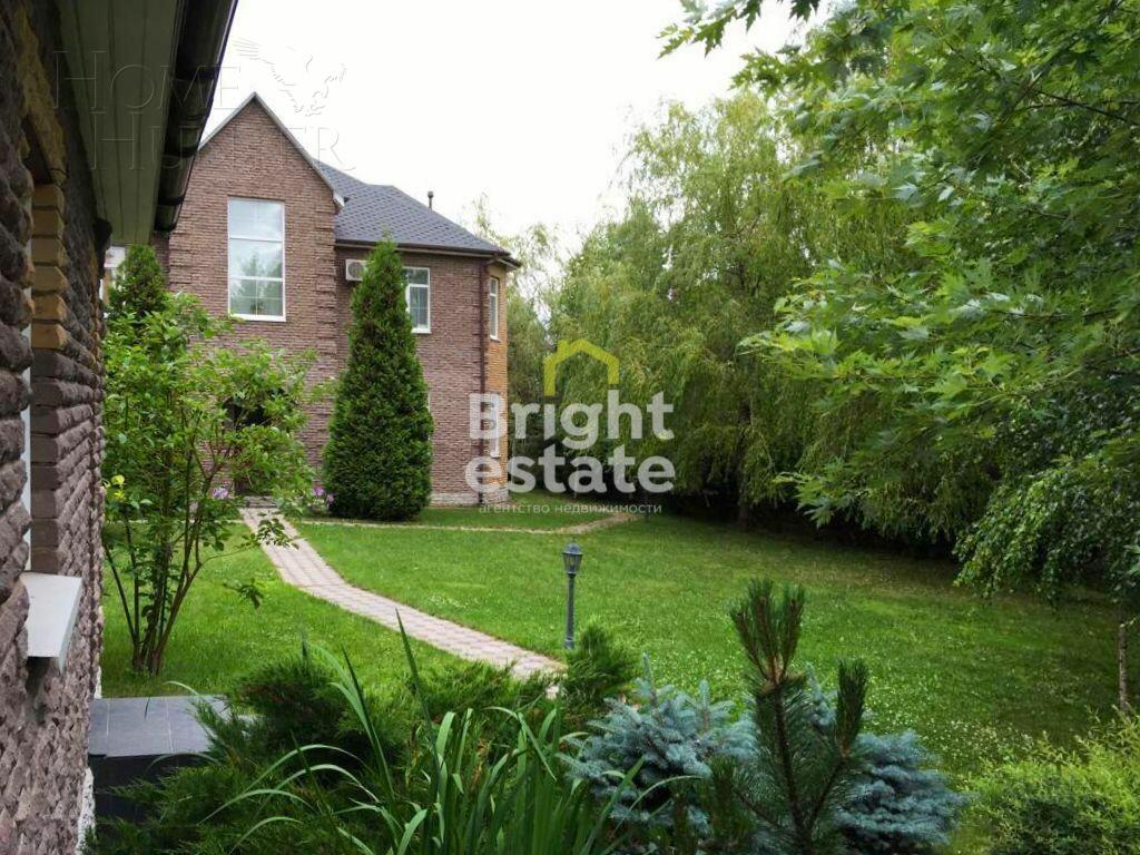 2-этажный коттедж 300 м² с отделкой