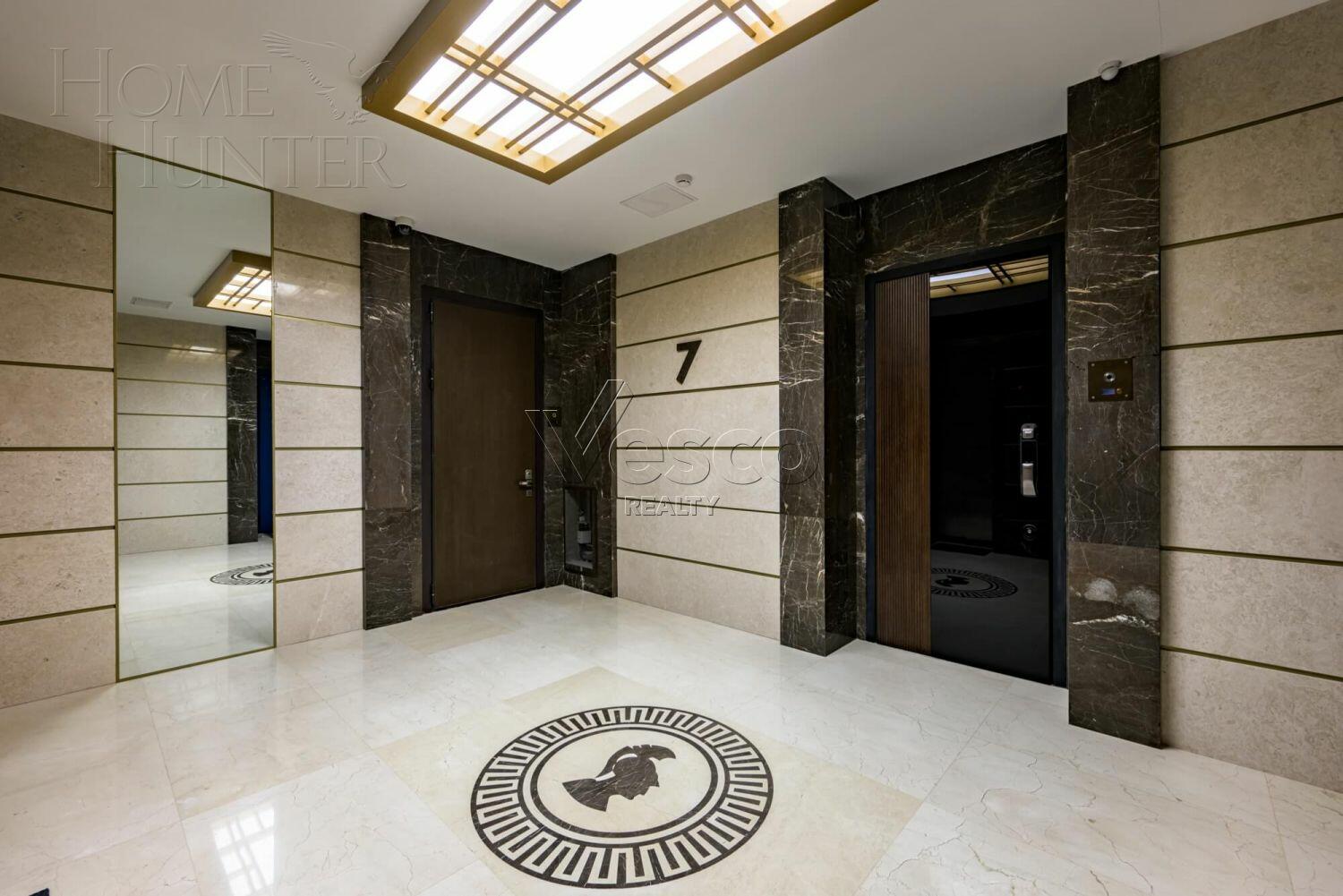 5-КОМН. КВАРТИРА С ОТДЕЛКОЙ 300 М² НА 7 ЭТАЖЕ