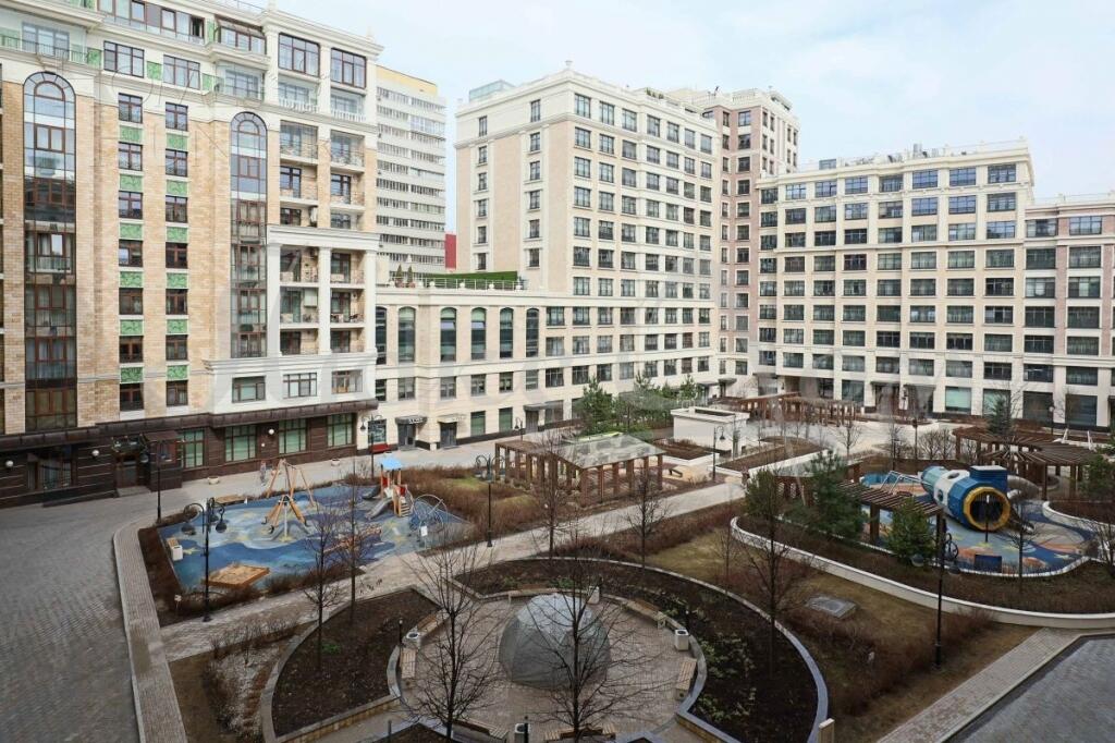4-КОМН. КВАРТИРА С ОТДЕЛКОЙ 202 М² НА 4 ЭТАЖЕ
