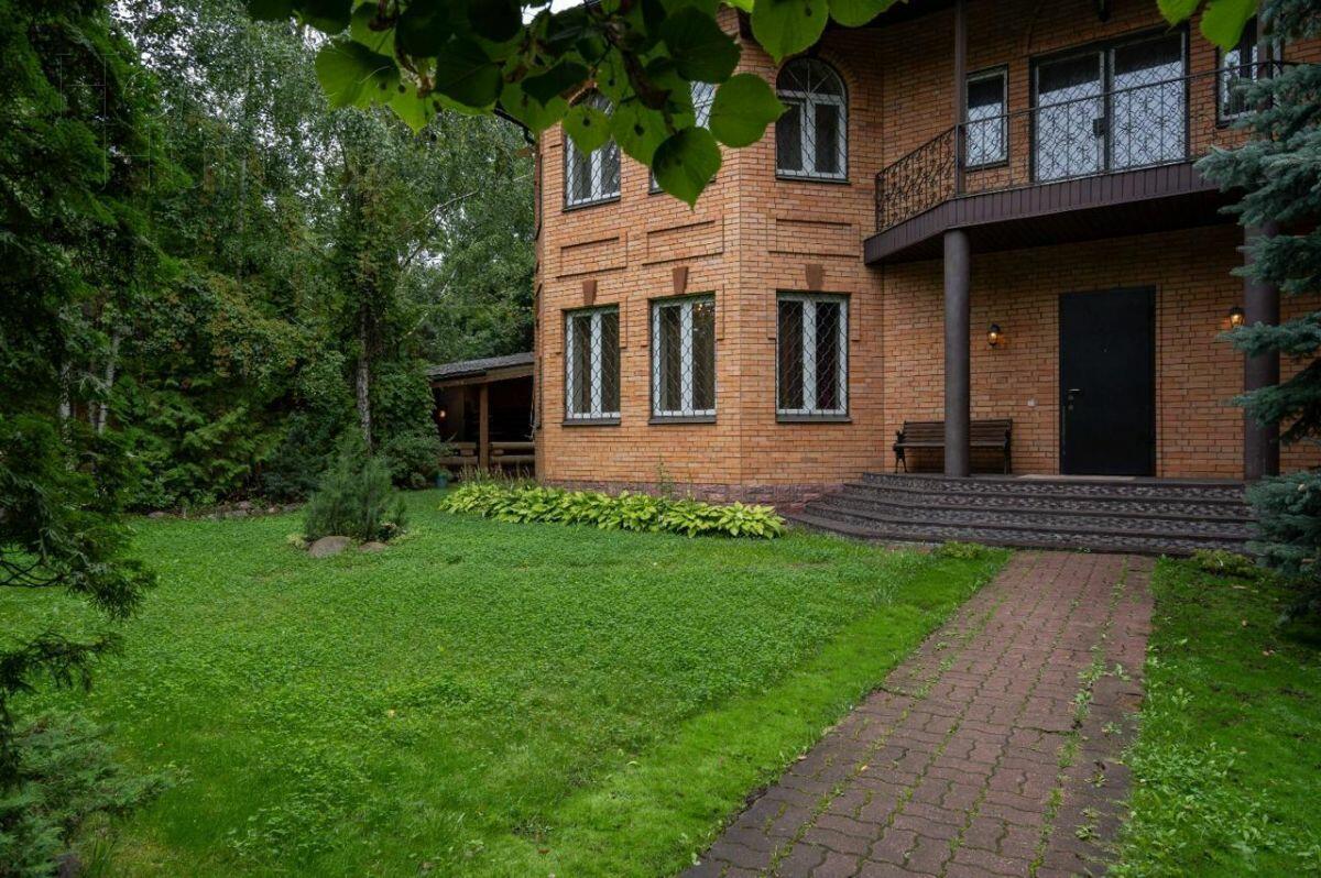 2-этажный коттедж 370 м² с отделкой