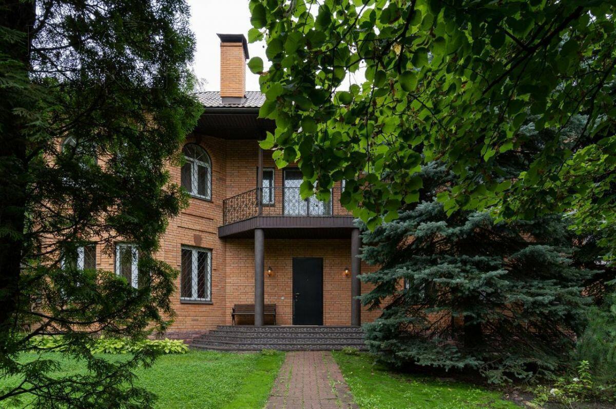 2-этажный коттедж 370 м² с отделкой