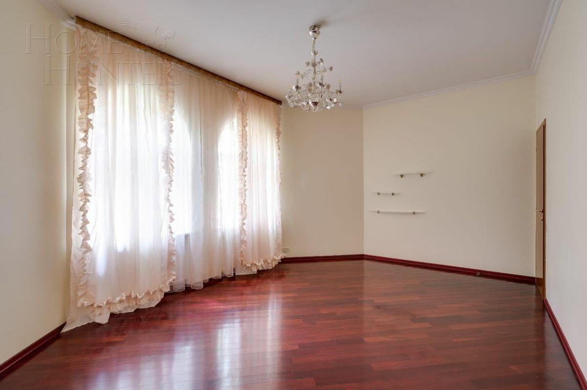 2-этажный коттедж 370 м² с отделкой