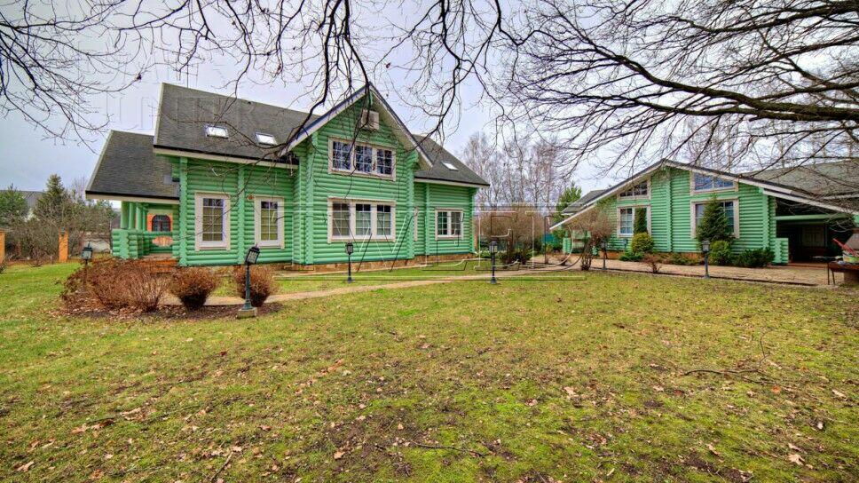 2-этажный коттедж 300 м² с отделкой