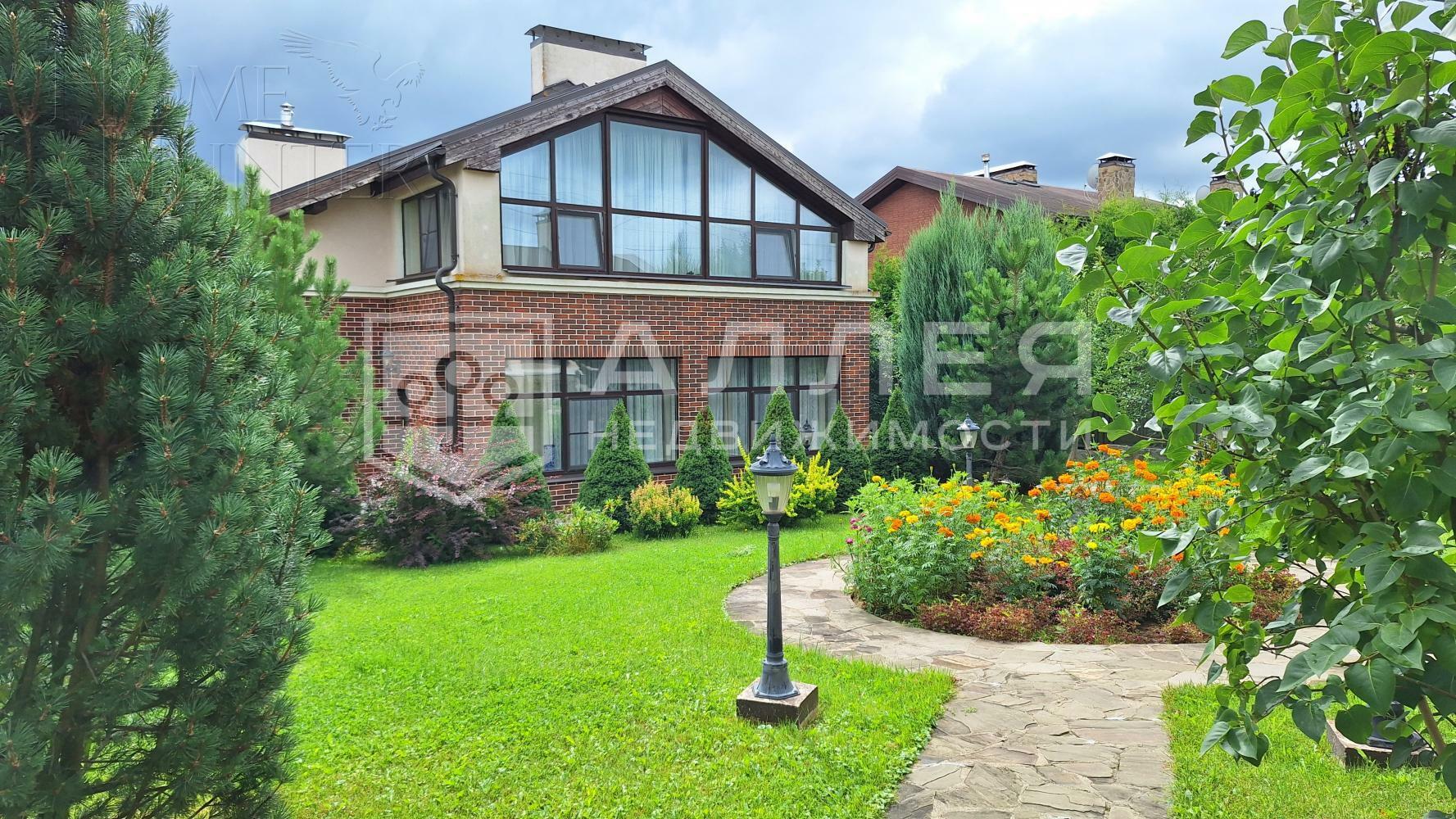 2-этажный коттедж 405 м² с отделкой