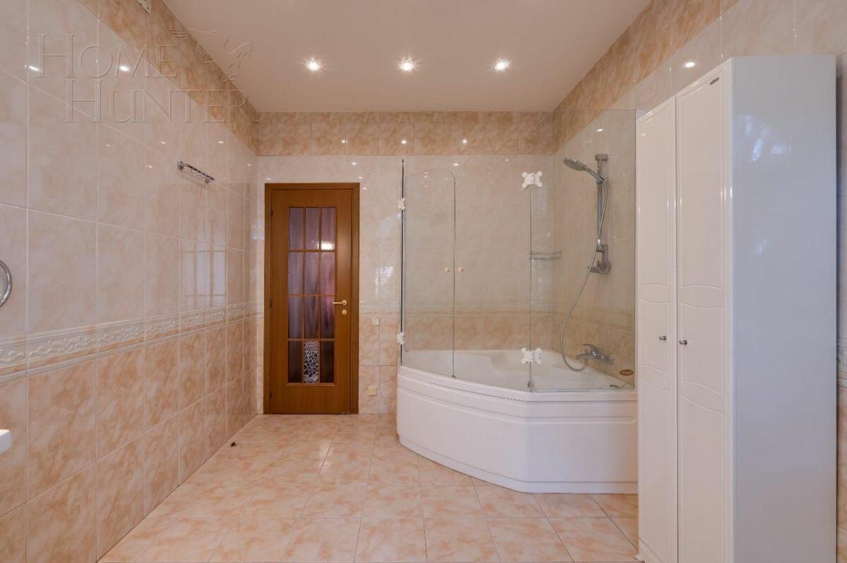 2-этажный коттедж 370 м² с отделкой