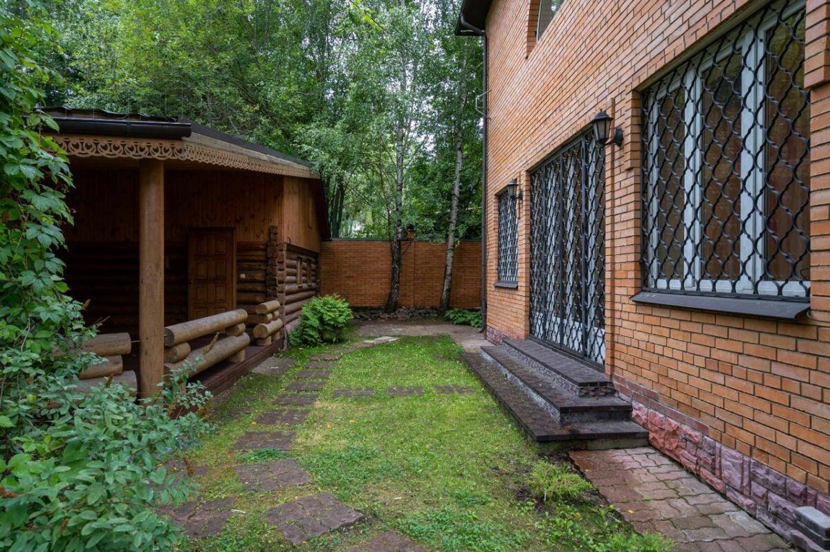 2-этажный коттедж 370 м² с отделкой