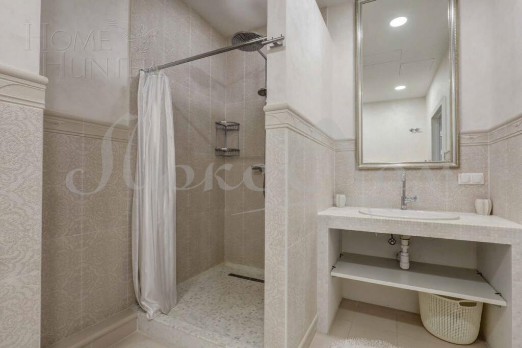 4-КОМН. КВАРТИРА С ОТДЕЛКОЙ 202 М² НА 4 ЭТАЖЕ