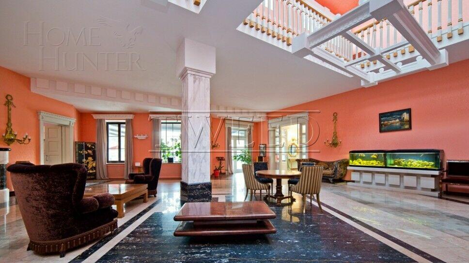 2-этажный коттедж 1 100 м² с отделкой