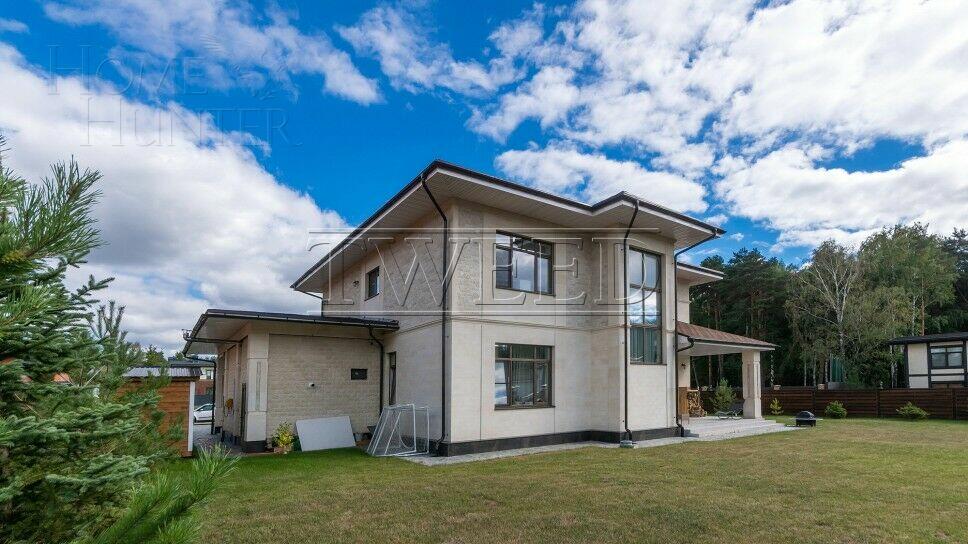 2-этажный коттедж 320 м² с отделкой