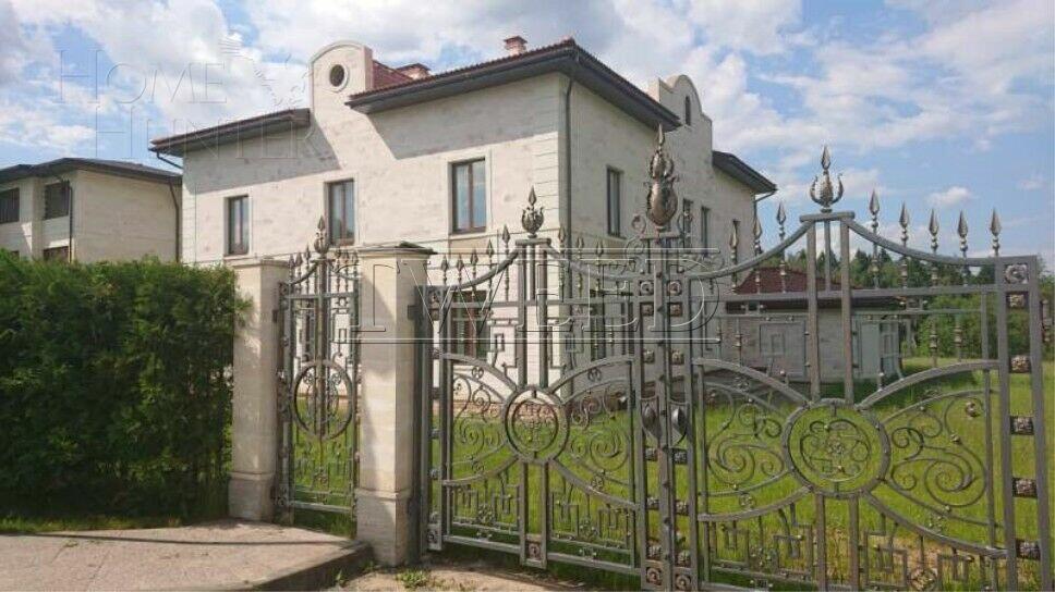 2-этажный коттедж 420 м² без отделки