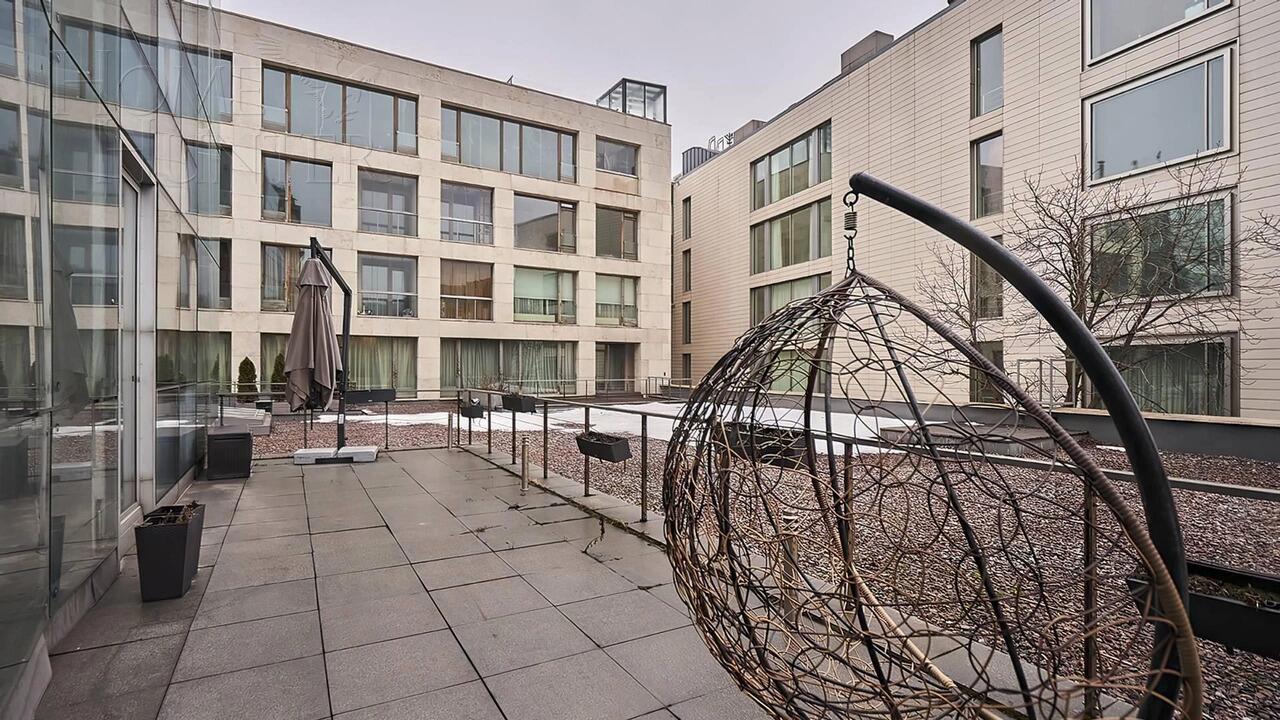 4-КОМН. КВАРТИРА С ОТДЕЛКОЙ 159.3 М² НА 2 ЭТАЖЕ