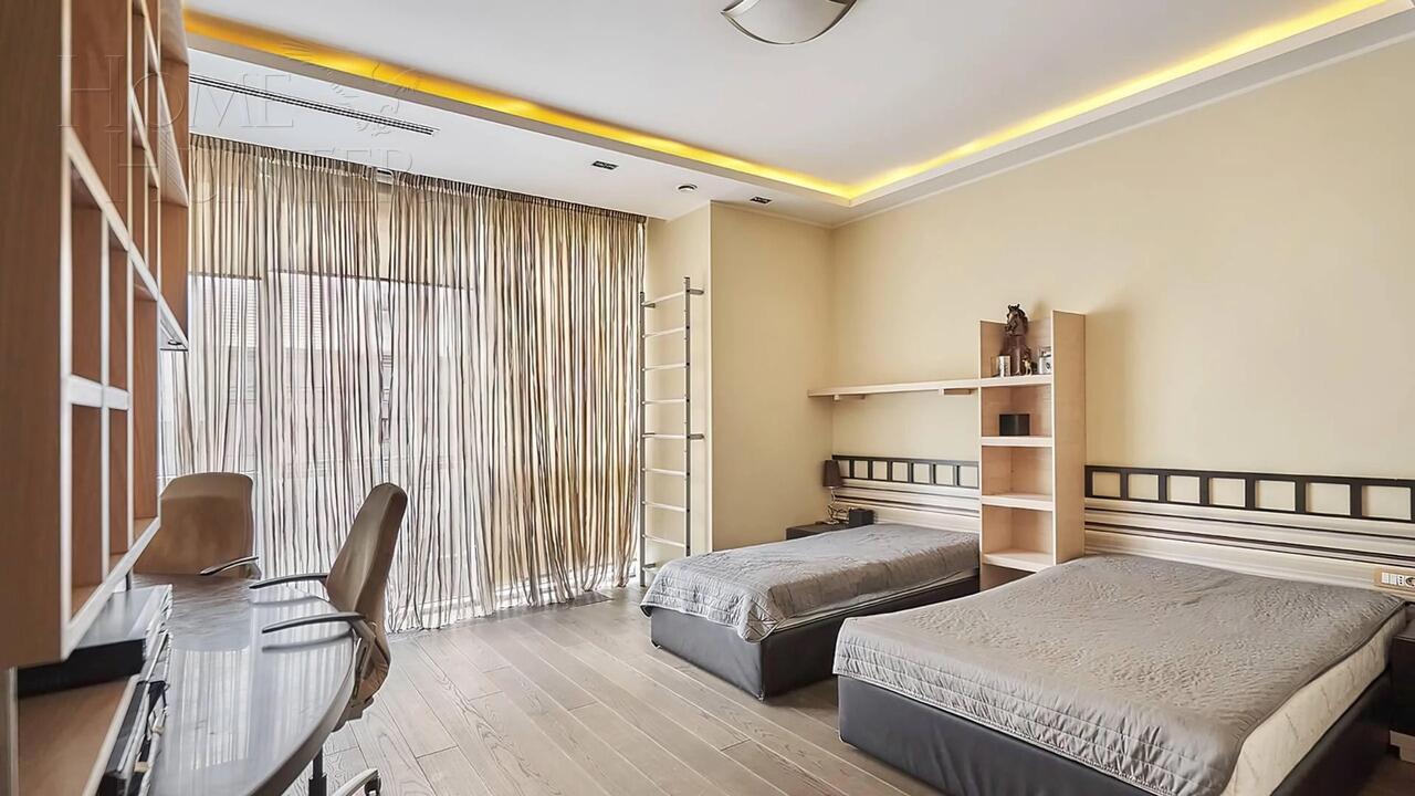 4-КОМН. КВАРТИРА С ОТДЕЛКОЙ 159.3 М² НА 2 ЭТАЖЕ