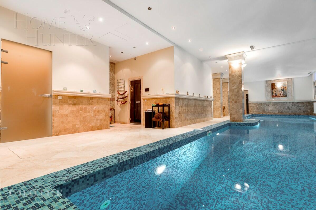 2-этажный коттедж 980 м² с отделкой