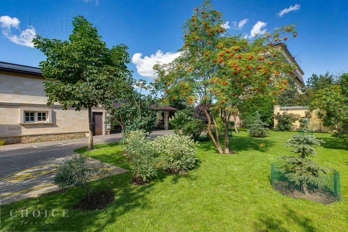 2-этажный коттедж 980 м² с отделкой