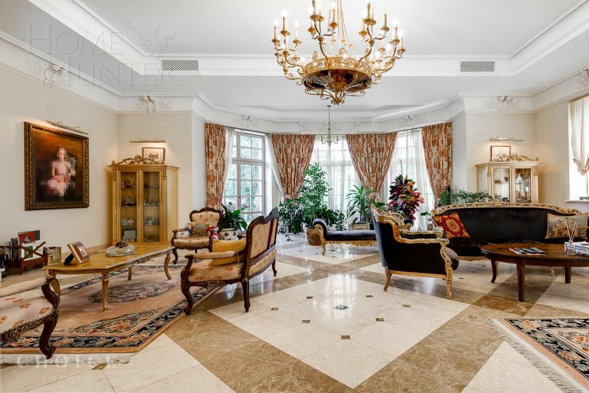 2-этажный коттедж 980 м² с отделкой