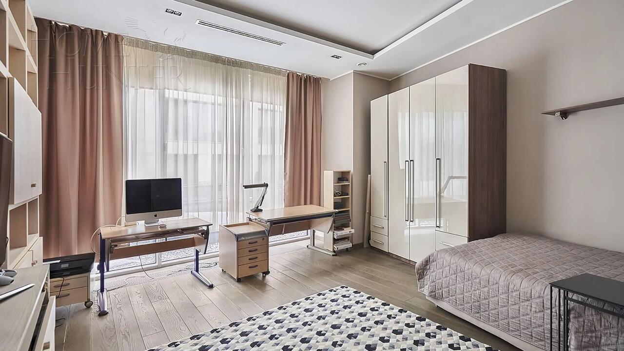 4-КОМН. КВАРТИРА С ОТДЕЛКОЙ 159.3 М² НА 2 ЭТАЖЕ