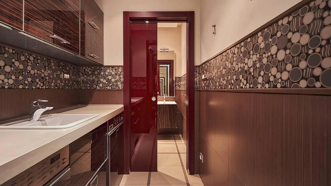 4-КОМН. КВАРТИРА С ОТДЕЛКОЙ 159.3 М² НА 2 ЭТАЖЕ