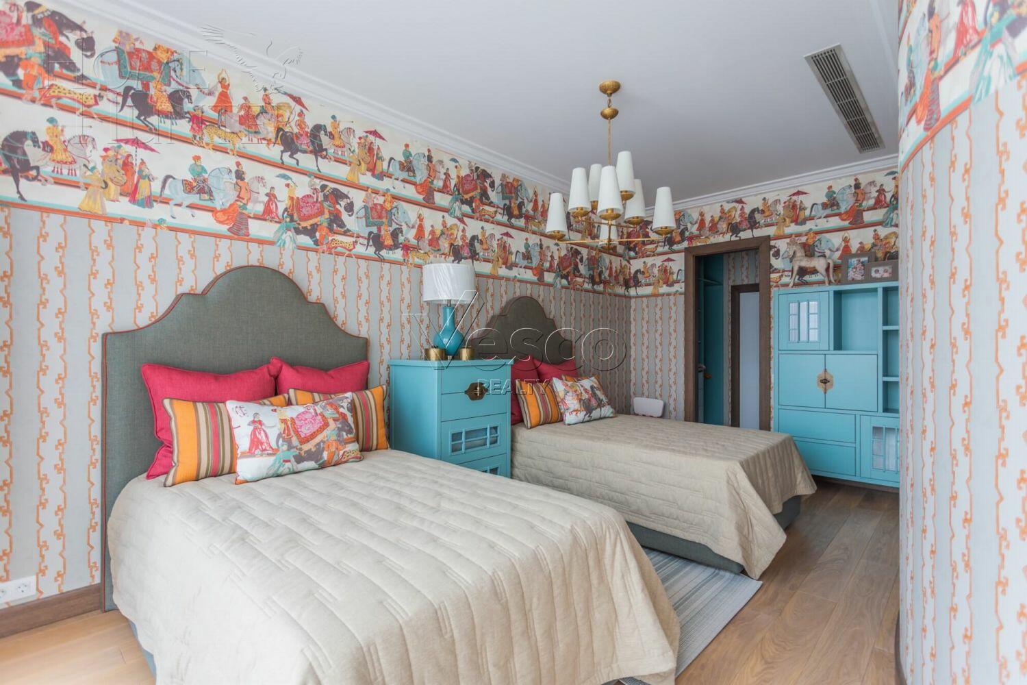 3-КОМН. АПАРТАМЕНТЫ С ОТДЕЛКОЙ 140 М² НА 4 ЭТАЖЕ