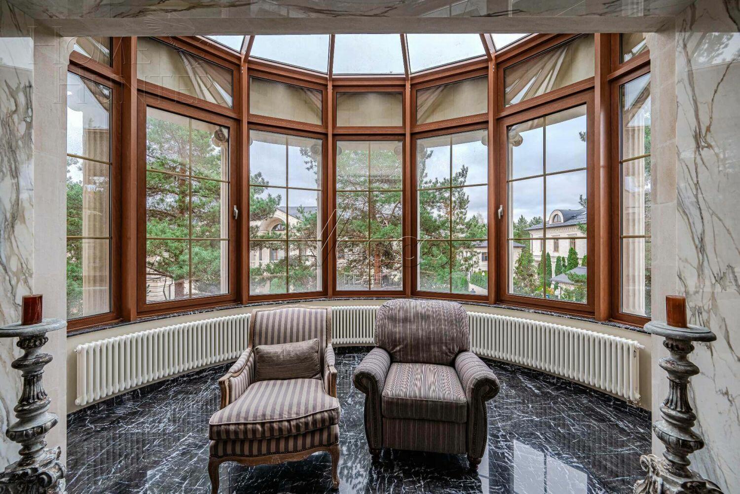 2-этажный коттедж 1 400 м² с отделкой